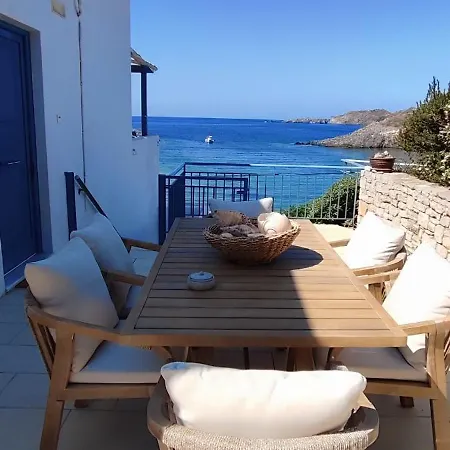 Villa Kapsali וילה